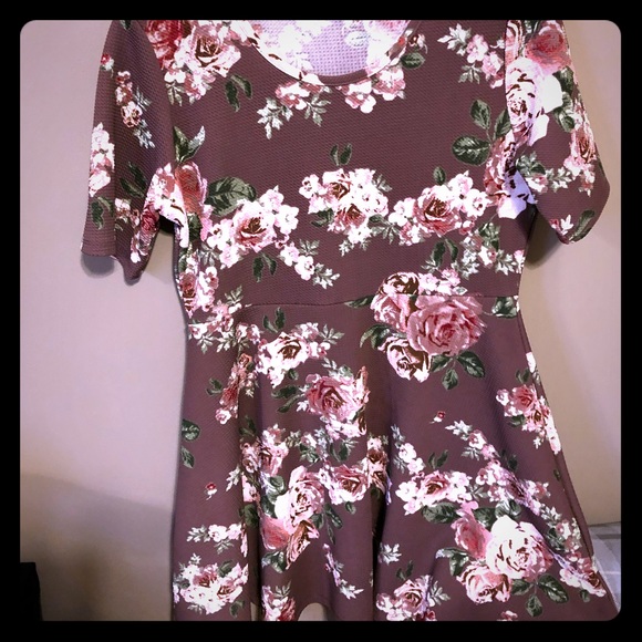 Skater style 👗 dress - Picture 1 of 6